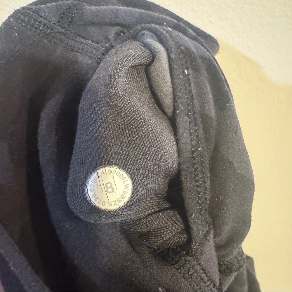 Lululemon align black incognito camo 28” pant - Picture 8 of 8